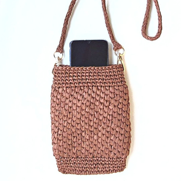 raffia-straw-bag (2).jpg