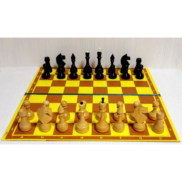 big-chess-pieces.jpg