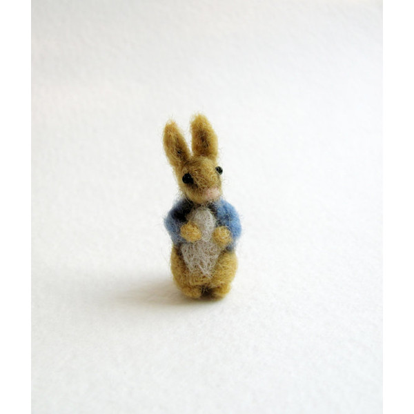tiny-peter-rabbit
