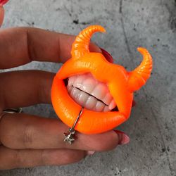 Neon orange lips brooch/jewelry with horns/wow effect/gift for girl