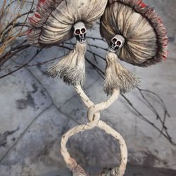 Creepy mushroom decor for Valentines day, Mushrooms in love figurine, Skull mushroom, Halloween gift, Gothic Valentines
