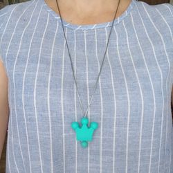 Crown pendant for teens, Anxiety Sensory jewellery with crown, Adult Chew necklace, Autism Silicone Fidget beads