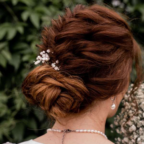 wedding-hair-pins-little-flowers