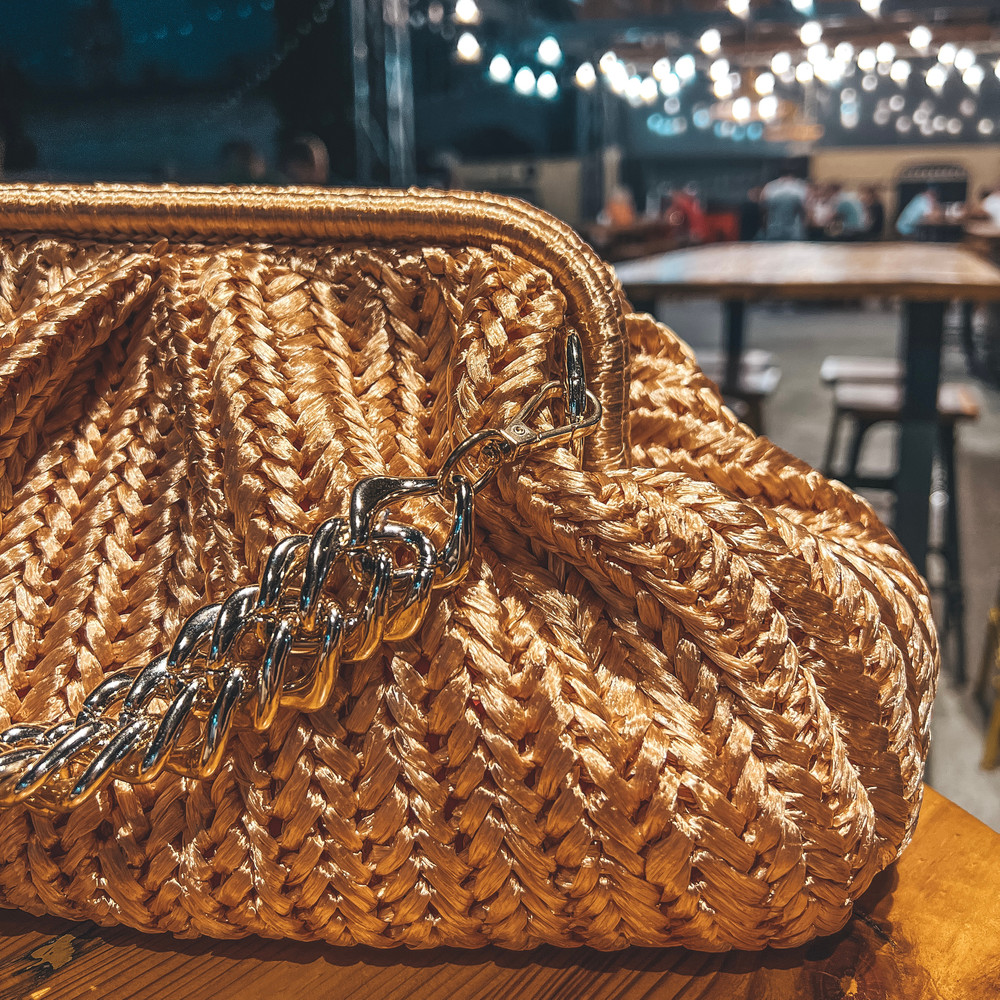 Dumpling-vintage-cloud-gold-claps-bag-4