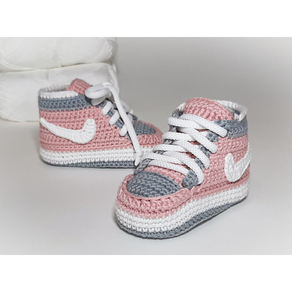 baby-girl-shoes.jpg