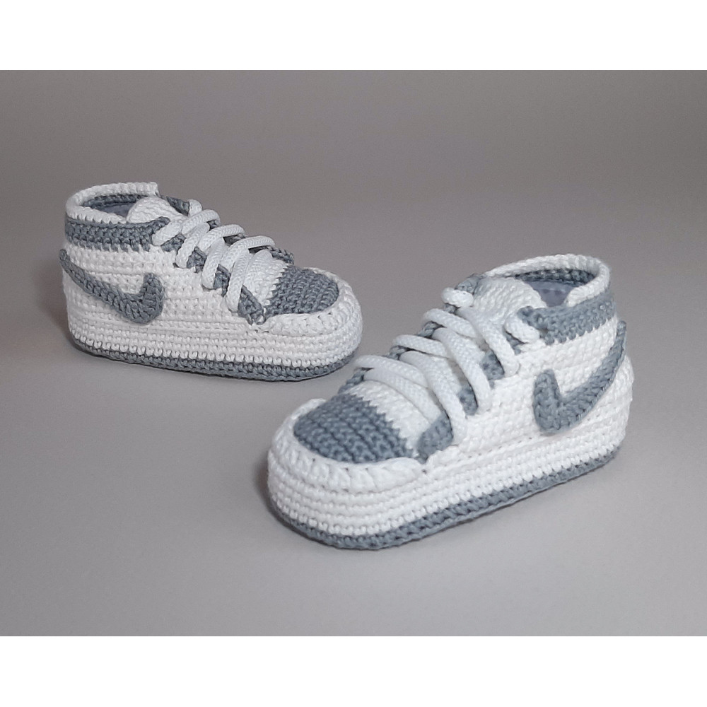crochet-sneakers-nike.jpg
