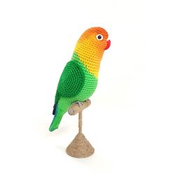 crochet fisher's lovebird
