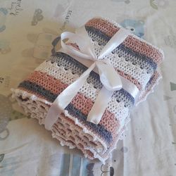 Crochet Blanket. Knitted blanket. Gift for baby. Baby blanket.