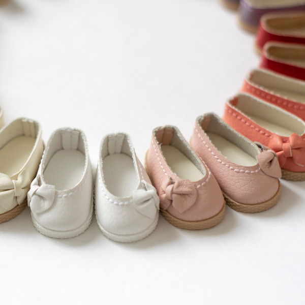2 inch doll shoes