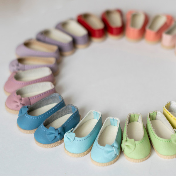 2-inch doll shoes