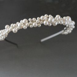 pearl wedding headband / bridal tiara / wedding hairband pearl / statement beaded headband for bride / wedding day tiara