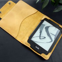 2021 kindle paperwhite leather case handmade