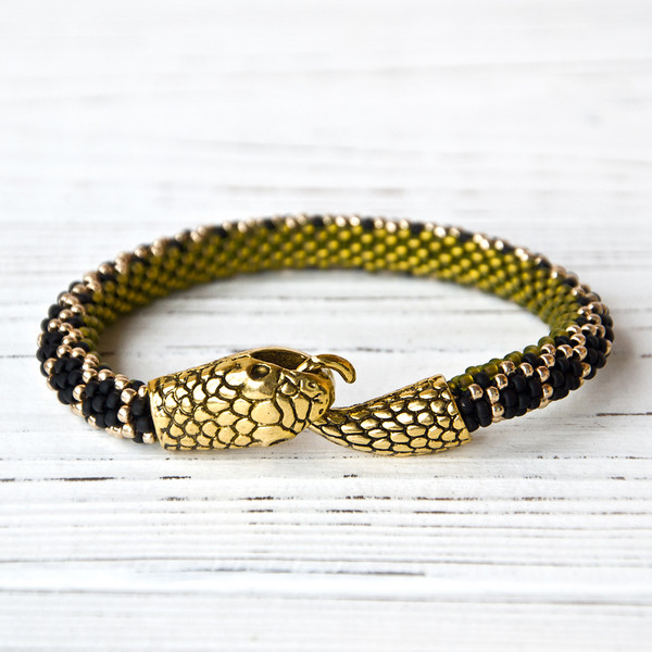khaki snake bracelet 1.jpg