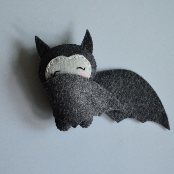 Bat-Stuffed-Animal-Sewing-Pattern