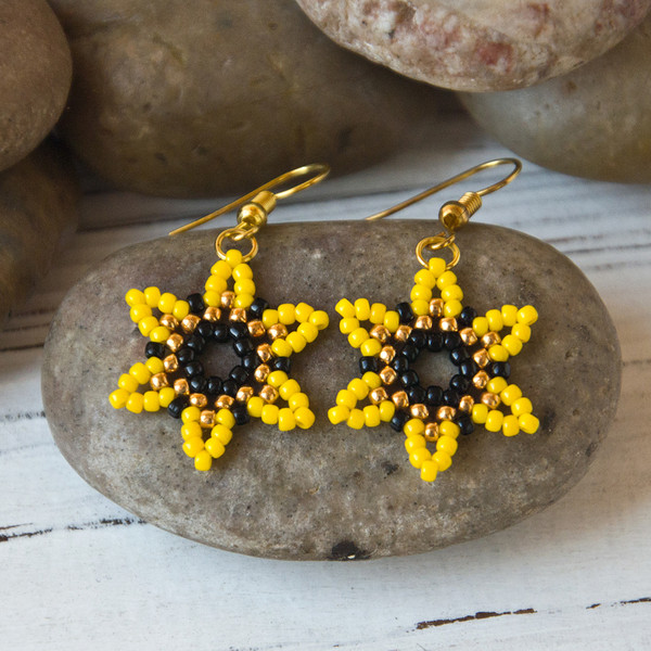 Sunflower earrings dangle.jpg
