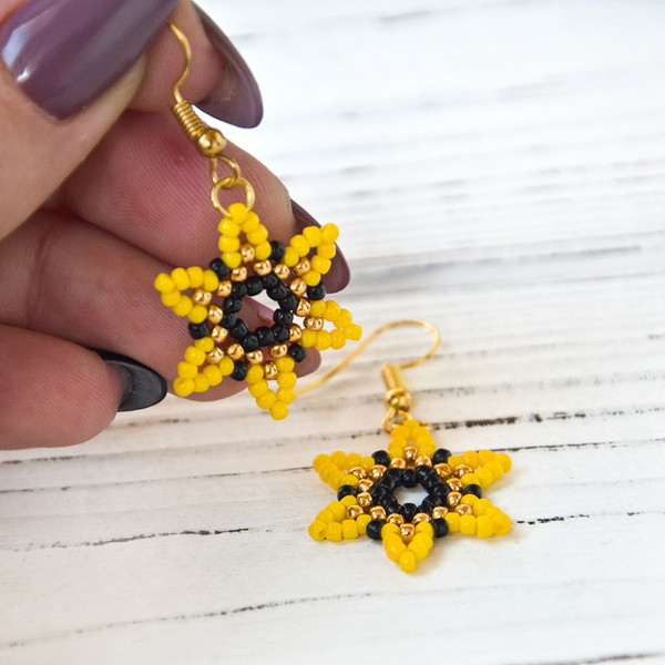 Sunflower earrings dangle9.jpg