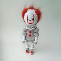 Pennywise handmade doll Crochet toy Scary doll It toy Halloween decor