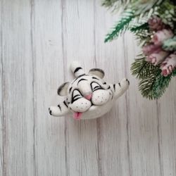 White tiger ornament, Felt needle animal, Christmas tree toy.