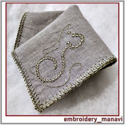 In the hoop embroidery design handkerchief with a mouse.