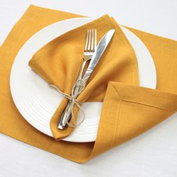 Mustard linen placemats set / custom placemats / cloth modern table mats / fall placemats / fabric placemats gift