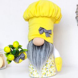 Lemon Gnome, Kitchen gnome, Chef Cook gnome, Buffalo plaid accent