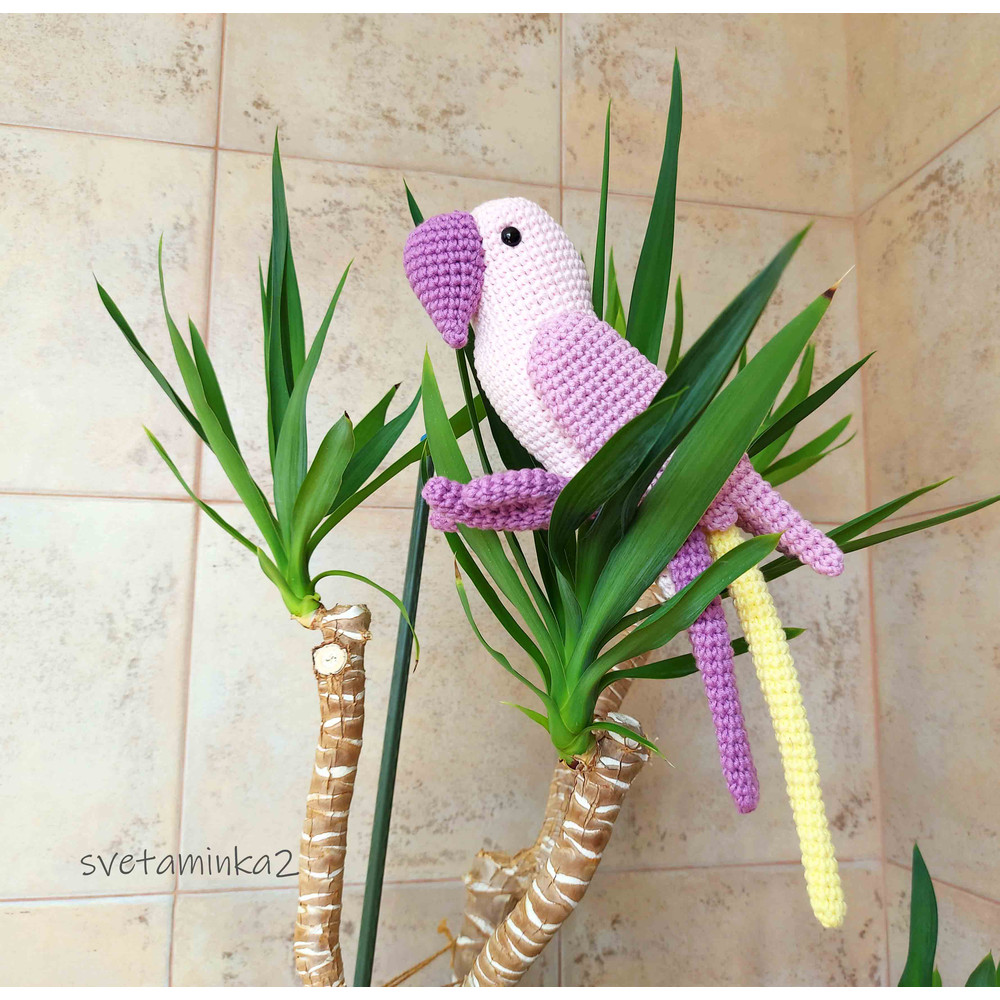 crochet-parrot-pattern.jpg