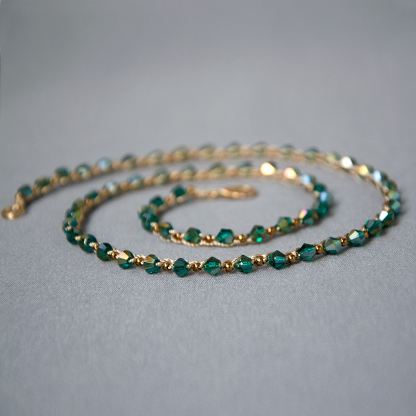 Green necklace 1.jpg