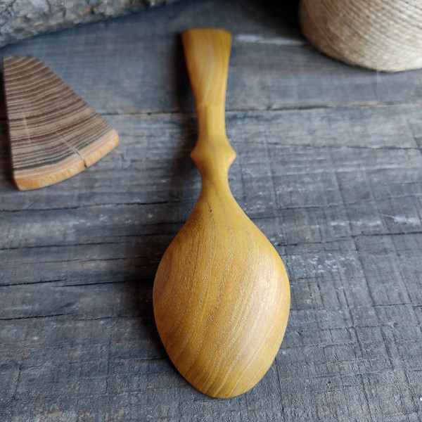 Handmade wooden spoon from natural mulberry wood with elegant handle - 05