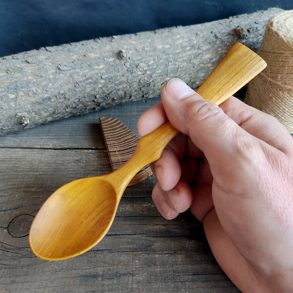 Handmade wooden spoon from natural mulberry wood with elegant handle - 07