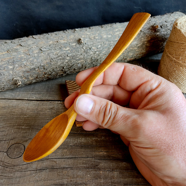 Handmade wooden spoon from natural mulberry wood with elegant handle - 08
