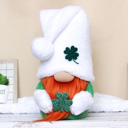 St Patrick's Day gnome / Leprechaun with shamrock / Irish Gnome
