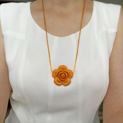 Chew pendant ROSE for adults, Anxiety Sensory jewellery for teens, Adult Chew necklace flower