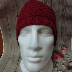 A HAT WITH A HOLE FOR A TAIL OR BRAID