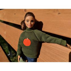 Sweater for Barbie mtm, jumper for doll, doll autumn outfit, sweatshirt with applique.