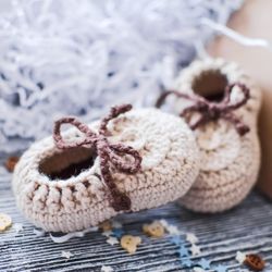 Lace up baby shoes baby shoes, toddler shoes gift, warm baby booties with laces, beige moccasins