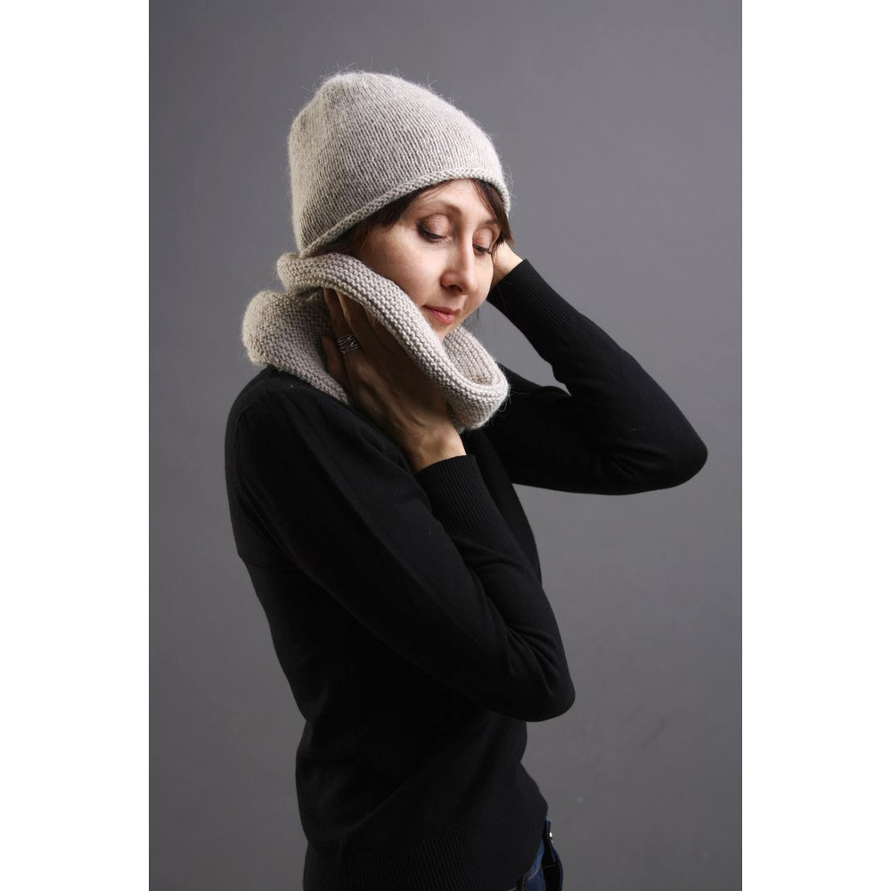 Set of 2: Knit women alpaca Beanie hat and Knit alpaca neckwarmer