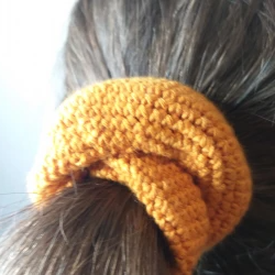 Crochet scrunchies pattern, crochet hair tie, easy crochet, crochet hair band
