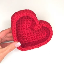 Crochet basket pattern, crochet valentines day, heart basket pattern, crochet basket diy, crochet valentines