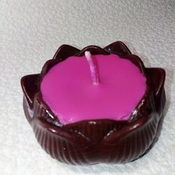 Candle lily.Beeswax candle.