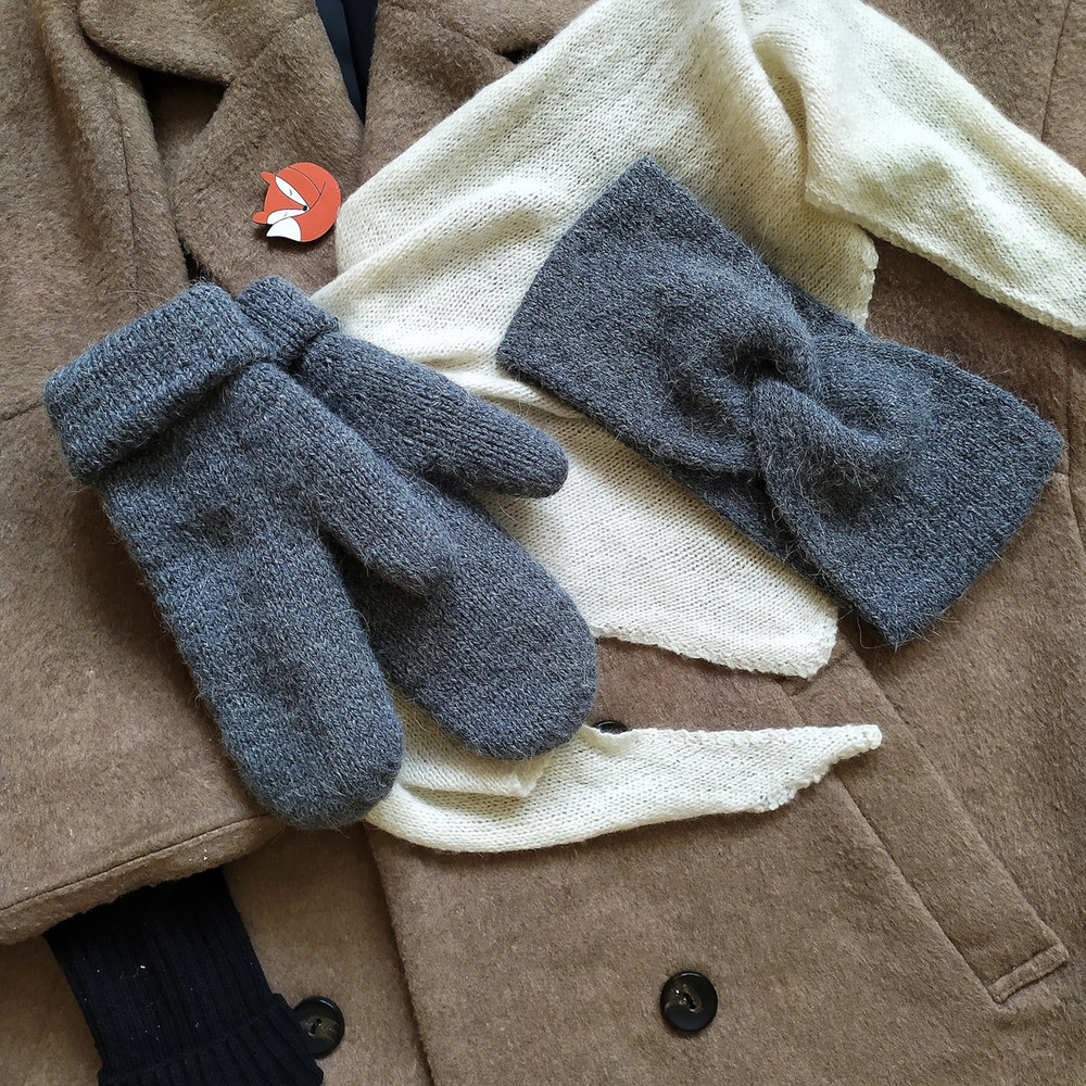 Set of 2: Knit women alpaca double warm mittens and knit alpaca earwarmer