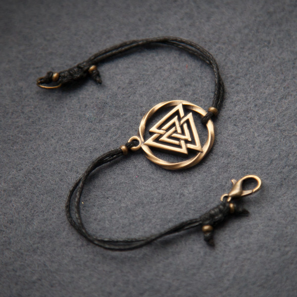 sacred-sign-bracelet