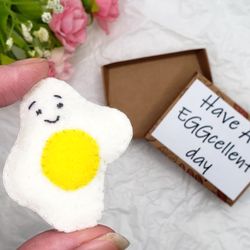 Cute fried egg, pocket hug in a box, Have An EGGcellent day, long distance friendship gift