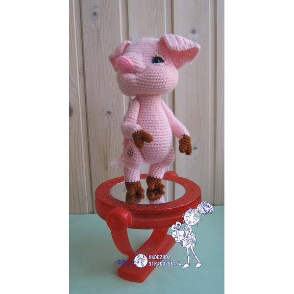 Piggy-Twiggy-2.jpg