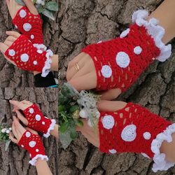 Crochet lace fingerless gloves, mushroom mittens, women accessory, girl accessory