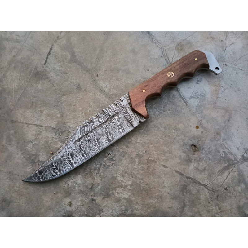 Handmade Damascus Steel Hunting knife Handle Deer Antler leather Sheath Handle and Clip, Hand forged Damascus