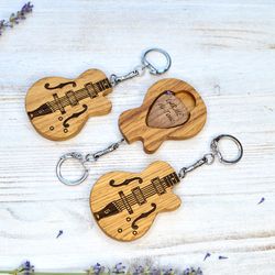 Keychain Guitar with Pick, Personalized Guitar Gift for Guitar Player, Custom Guitar Gift for him, Wooden Guitar Gift