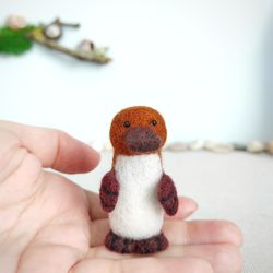 Needle felted platypus toy/Platypus ornament /Collectible platypus toy