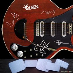 Queen autographs stickers Freddie Mercury, John Deacon, Brian May, Roger Taylor