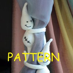 Crochet ghost pattern pdf Cute ghosts curtain tie backs