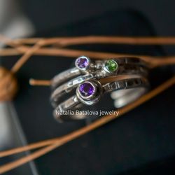 Sterling silver ring. Set of three colourful rings